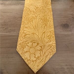 Tommy Bahama Yellow Silk Floral Men's Tie